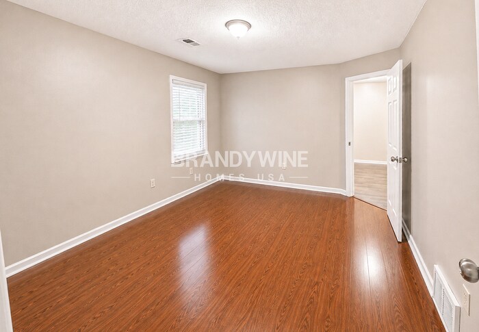 Building Photo - 7477 Stonington Dr