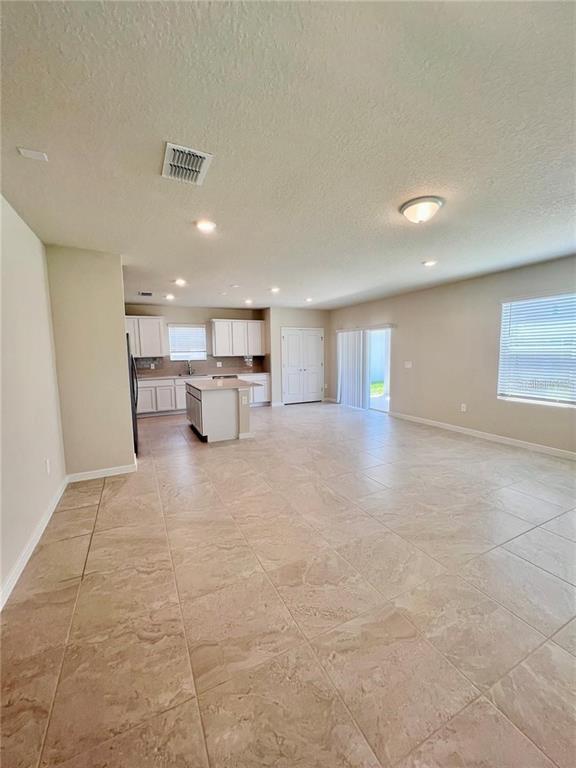 Building Photo - 1297 Regal King Dr