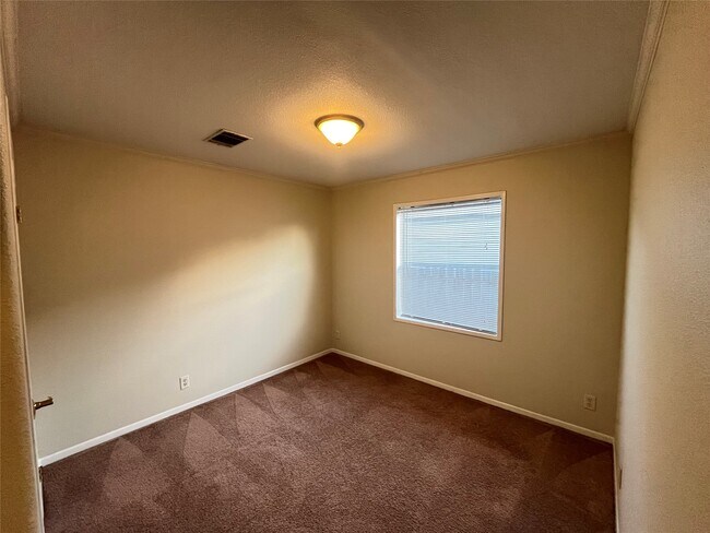 Building Photo - 10214 Berrybriar Ln