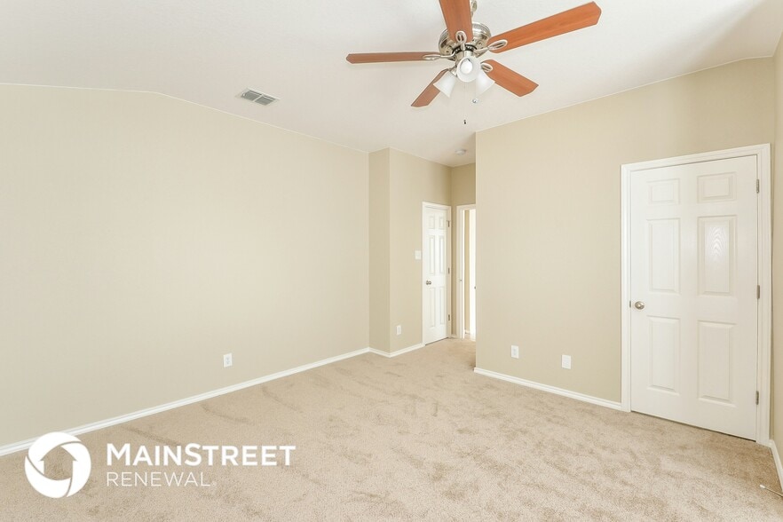 Building Photo - 6826 Loma Secca