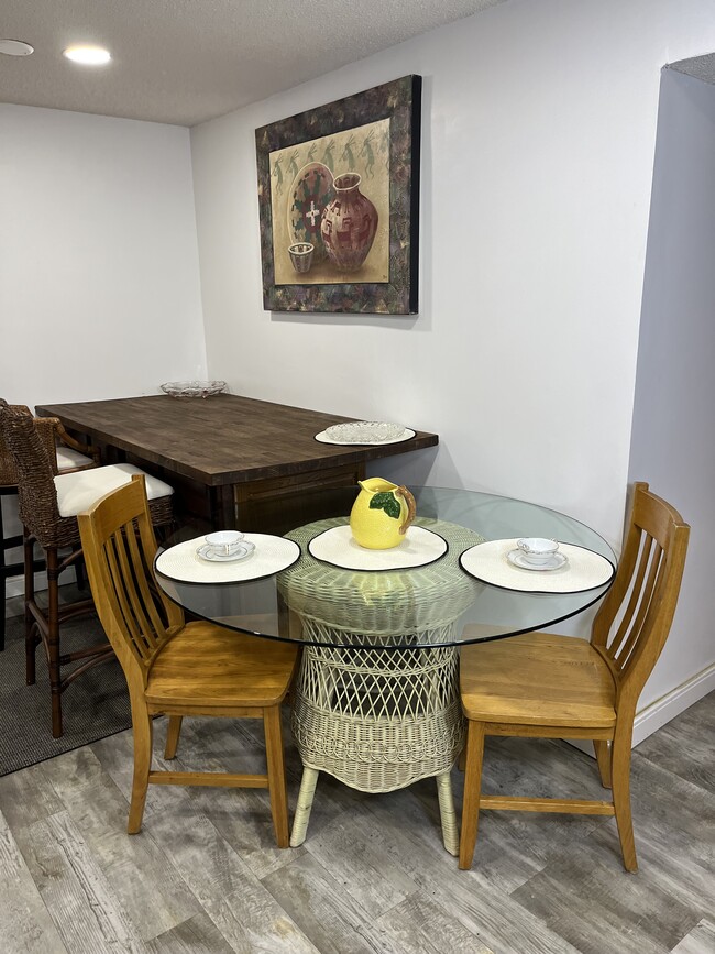 Building Photo - 5652 Ozark Ave N