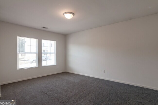 Building Photo - 3220 Tackett Rd