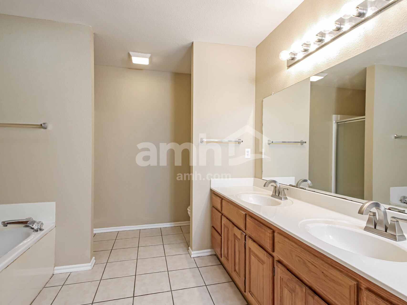 Building Photo - 11415 Mulberry Cir