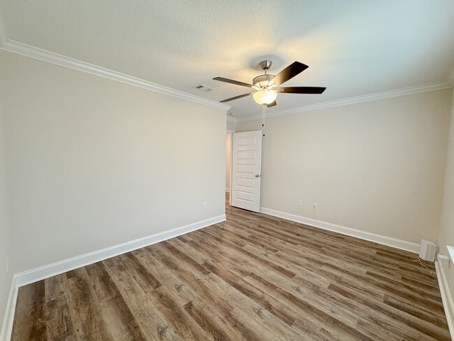 Building Photo - 301A Frieght Train Trl