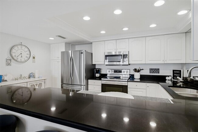 Building Photo - 1460 Gulf Blvd