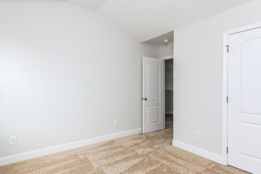 Building Photo - 2833 Longleaf Pine Cir