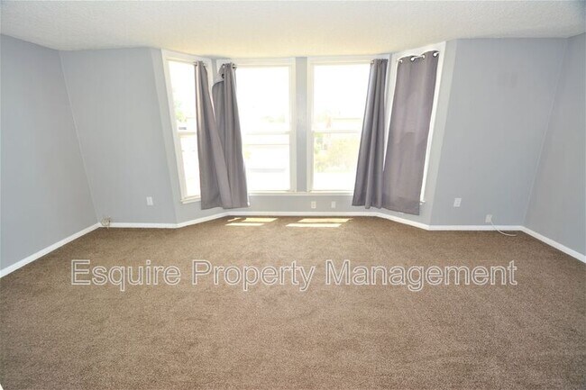 Building Photo - 1629 Pierside Ln
