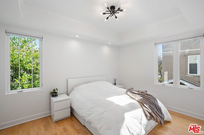 Building Photo - 4371 Troost Ave