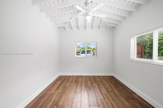 Building Photo - 5775 SW 28th St