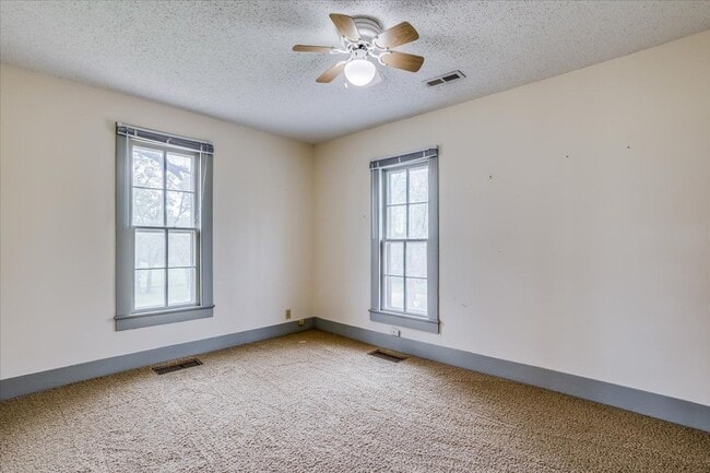 Building Photo - 8733 W 73rd St N