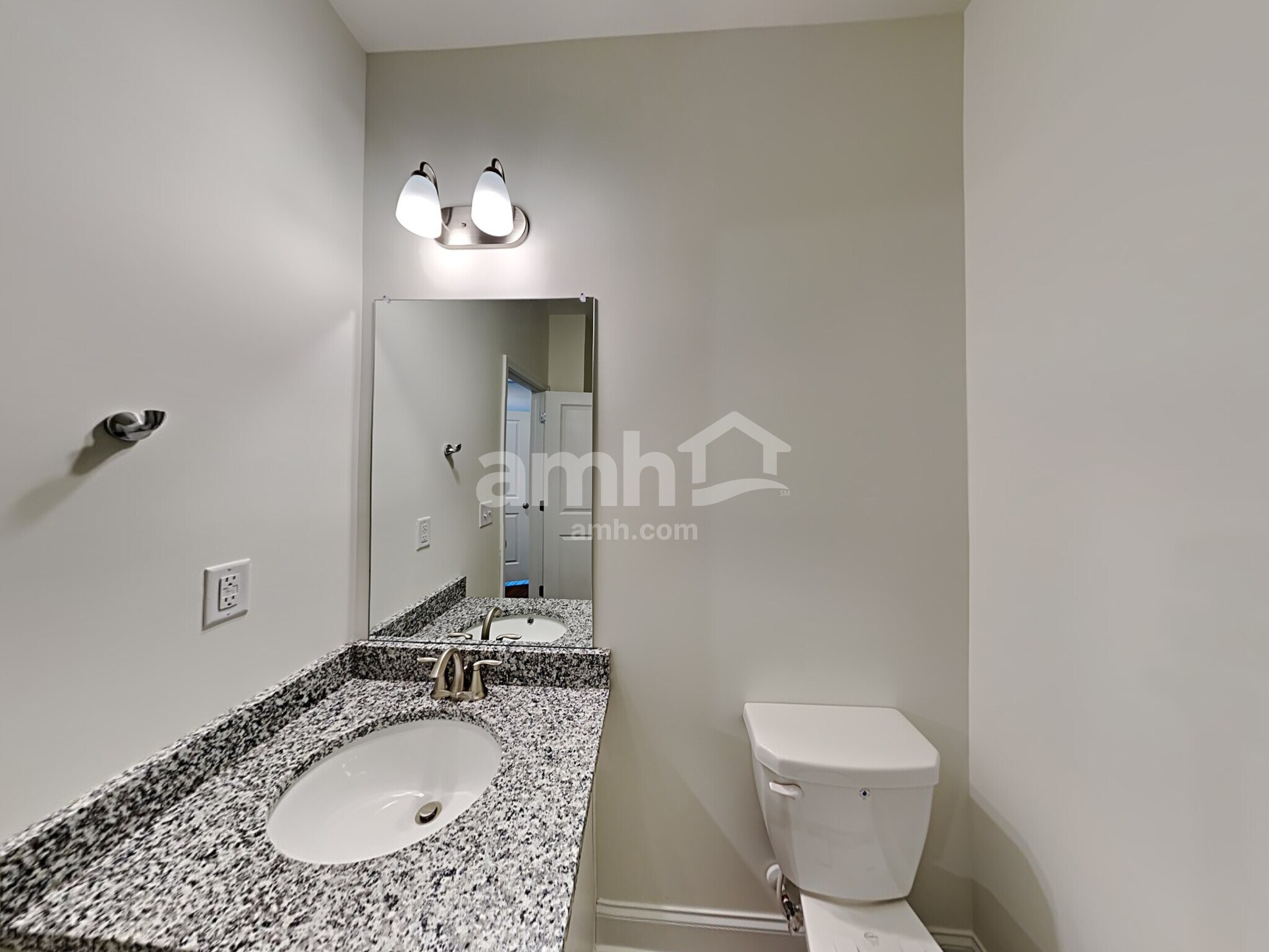 Building Photo - 155 Twin River Dr