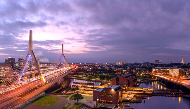 Building Photo - 100 Lovejoy Wharf