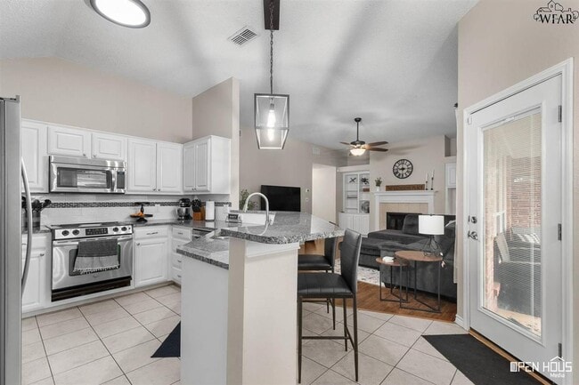 Building Photo - 6036 Van Dorn Dr