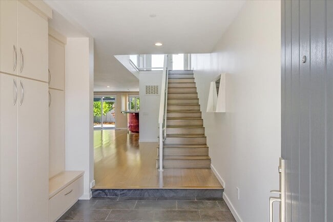 Building Photo - Beautiful Home For Rent in Cupertino with Solar, Pool and Sauna Coming Soon!