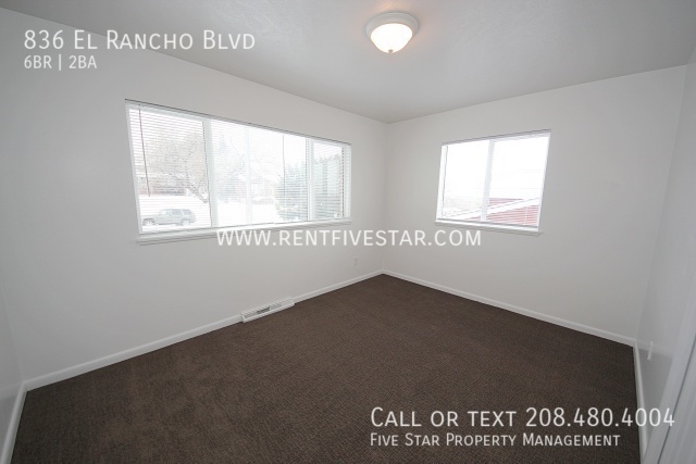 Building Photo - 836 El Rancho Blvd