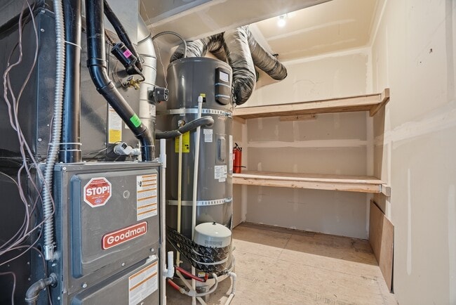 Building Photo - 2067 W Alsea Ave