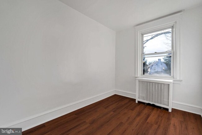 Building Photo - 244 Wabash Ave