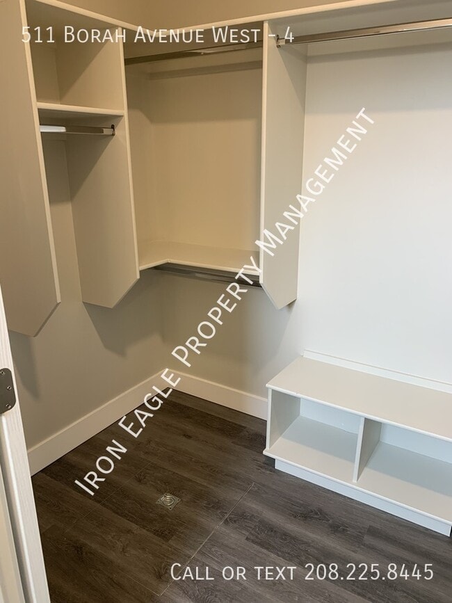 Building Photo - 511 Borah Ave W