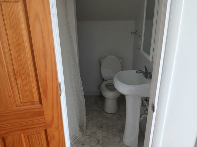 Building Photo - 1261 NY-7