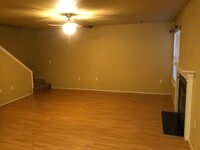 Building Photo - Beautiful 3 Bedroom, 2.5 Bath Townhome Condo in Canterbury!