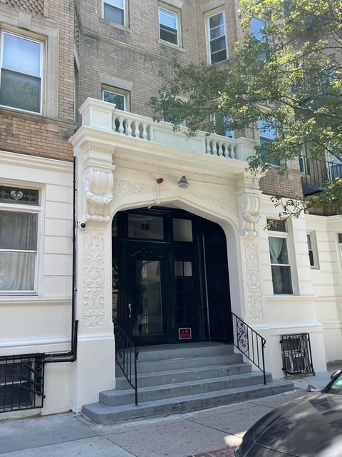 Building Photo - 43 Hemenway St