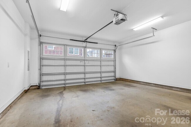Building Photo - 129 Grandin Rd
