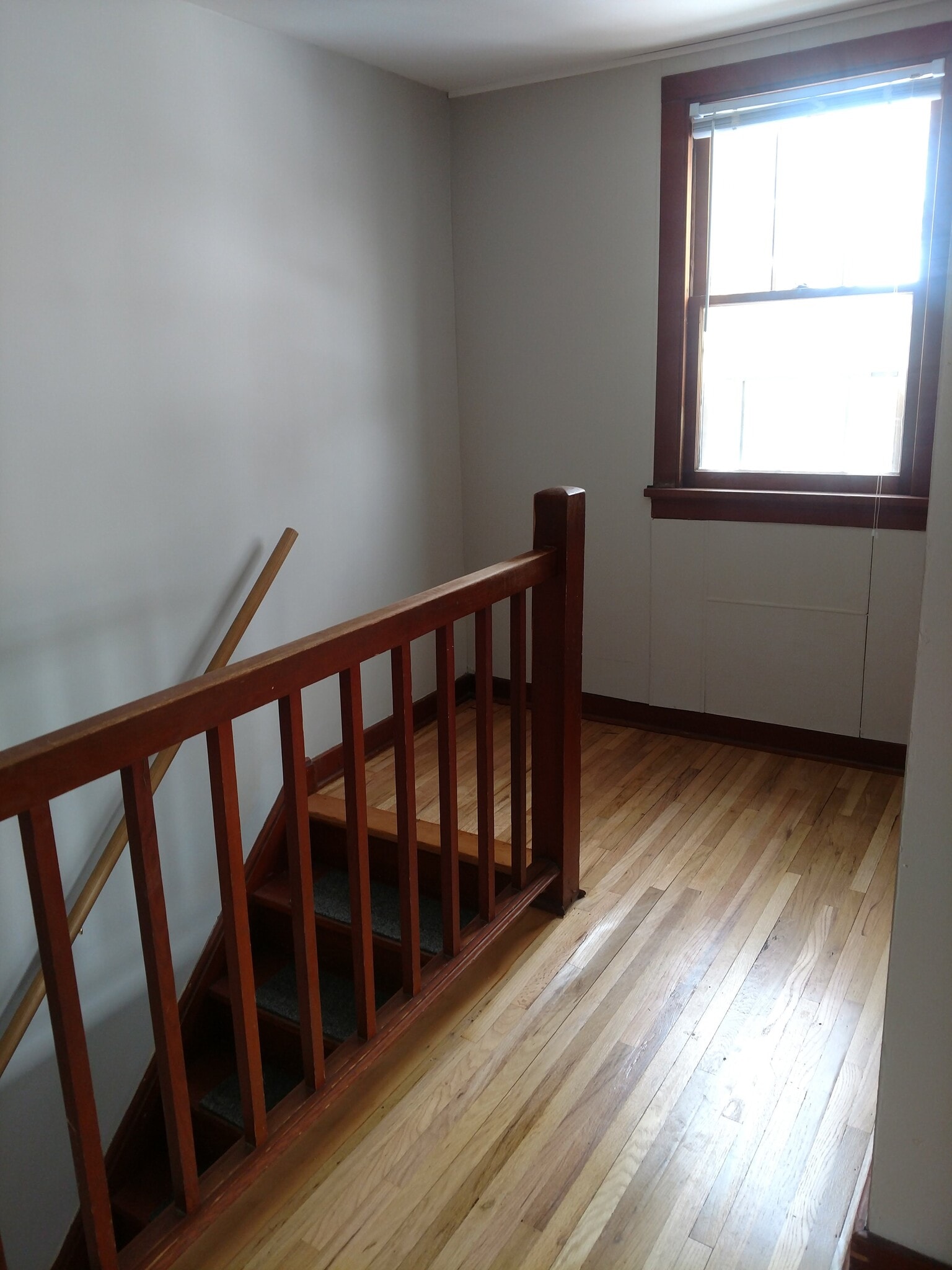 Building Photo - 414 Grand St