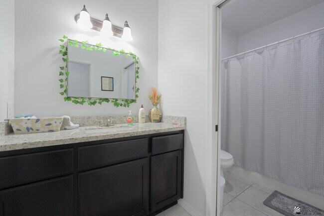 Building Photo - 11762 Gila St