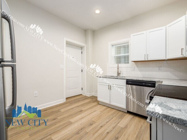 Building Photo - 91-93 N Central Avenue, Columbus, OH 43222