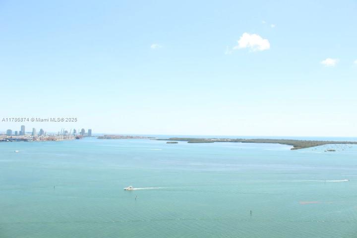 Building Photo - 1331 Brickell Bay Dr