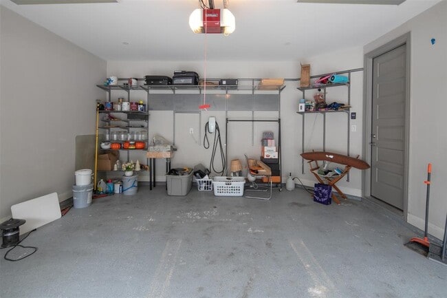 Building Photo - 2905 Bering Dr