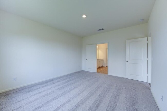 Building Photo - 5903 Grantgrala Dr