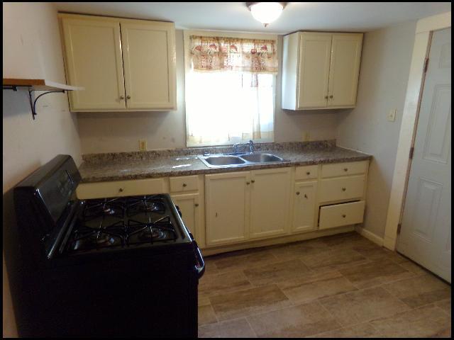 Building Photo - 2022 Howard St