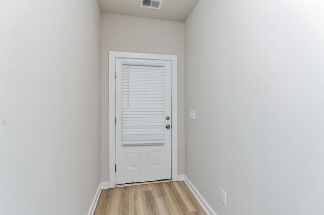 Building Photo - 75 Avalon Wy