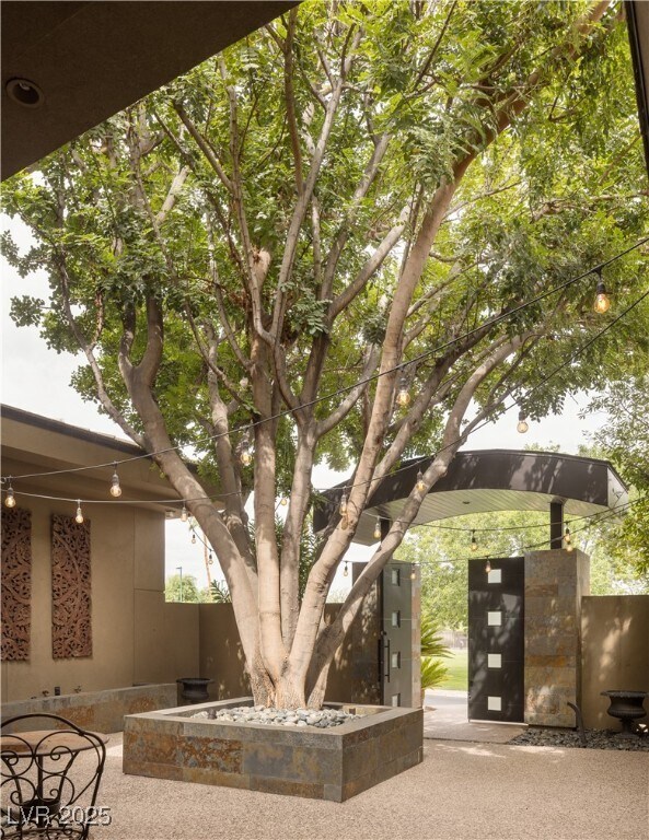 Building Photo - 1501 Foothills Village Dr