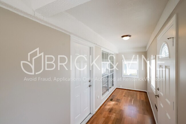 Building Photo - 2818 Avenue G