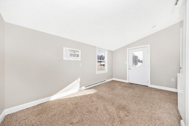 Building Photo - 5201 Amos Reeder Rd