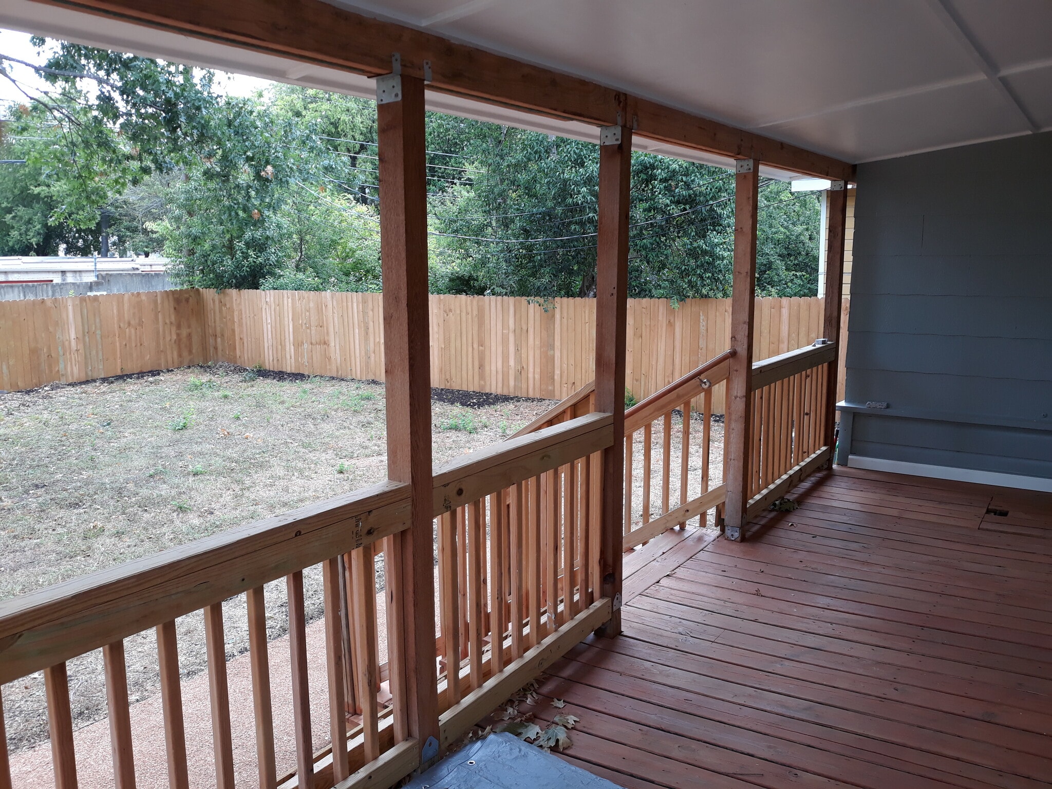 Building Photo - 319 Sumner Dr