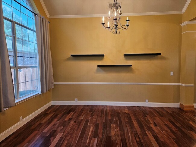 Building Photo - 2813 Gulf Breeze Ct