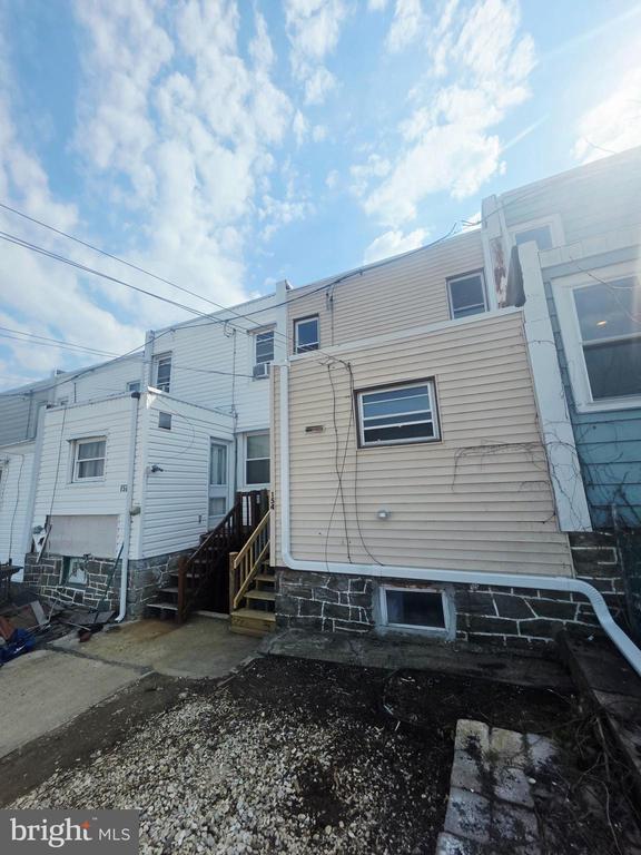 Building Photo - 154 N Carol Blvd