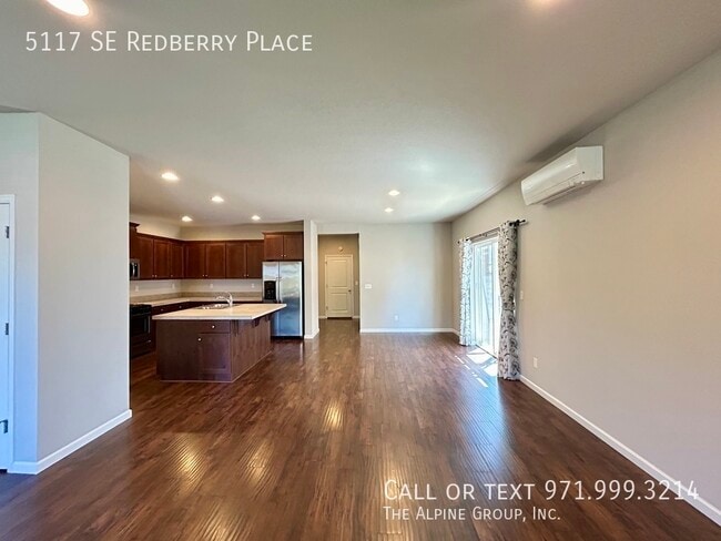 Building Photo - 5117 SE Redberry Pl