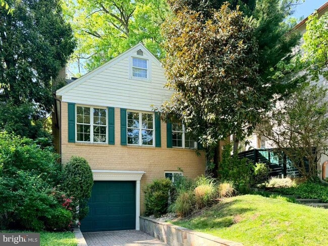 Building Photo - 5015 Fulton St NW