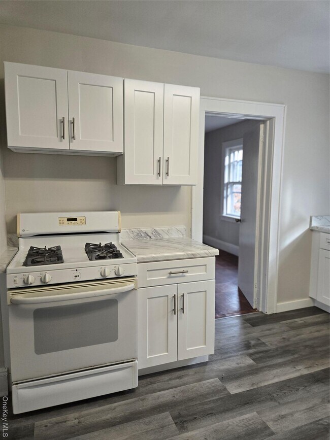 Building Photo - 47 Decatur Ave