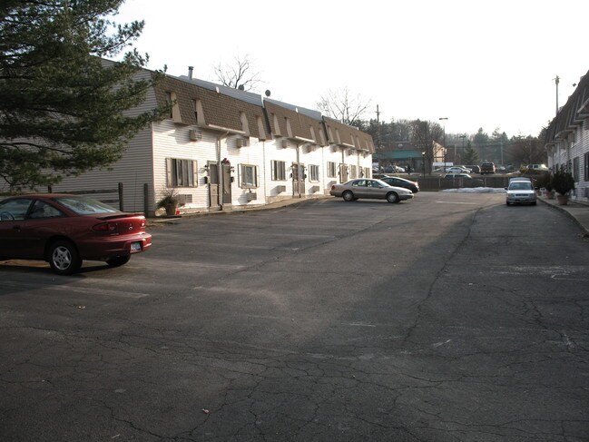 Off Street Parking - 2355 Susquehanna Rd