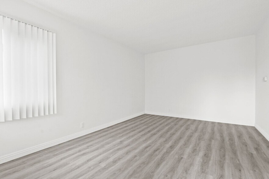 Building Photo - 1824 16th St