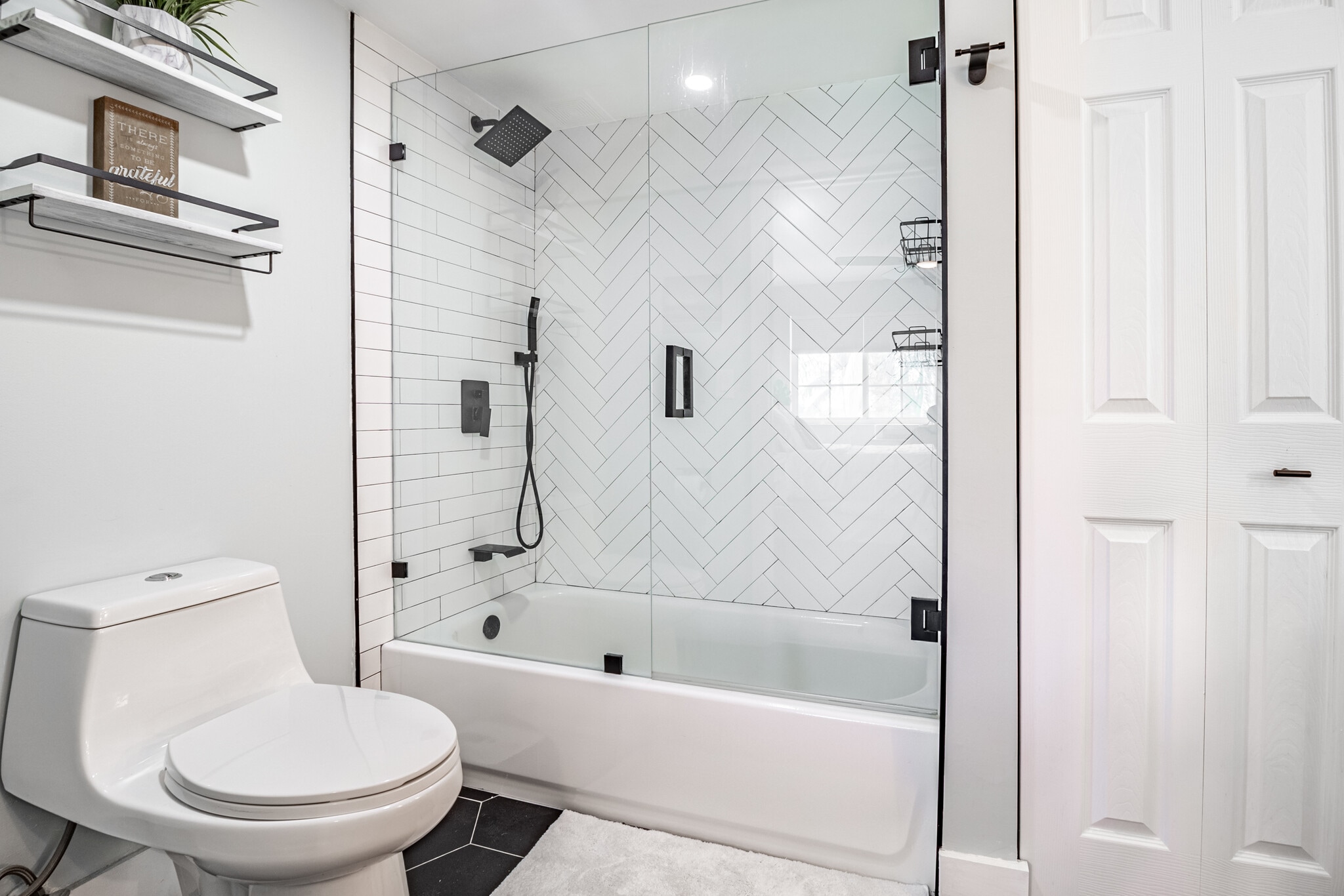 Master Bath 1 - 7824 Sonoma Springs Cir