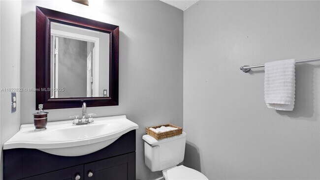 Building Photo - 8356 SW 158th Ave