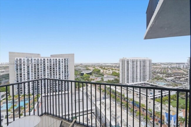 Building Photo - 5300 Paseo Blvd