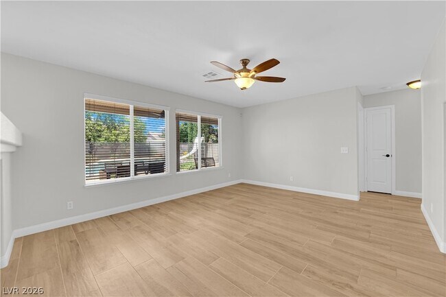 Building Photo - 8112 Tropic Isle Cir