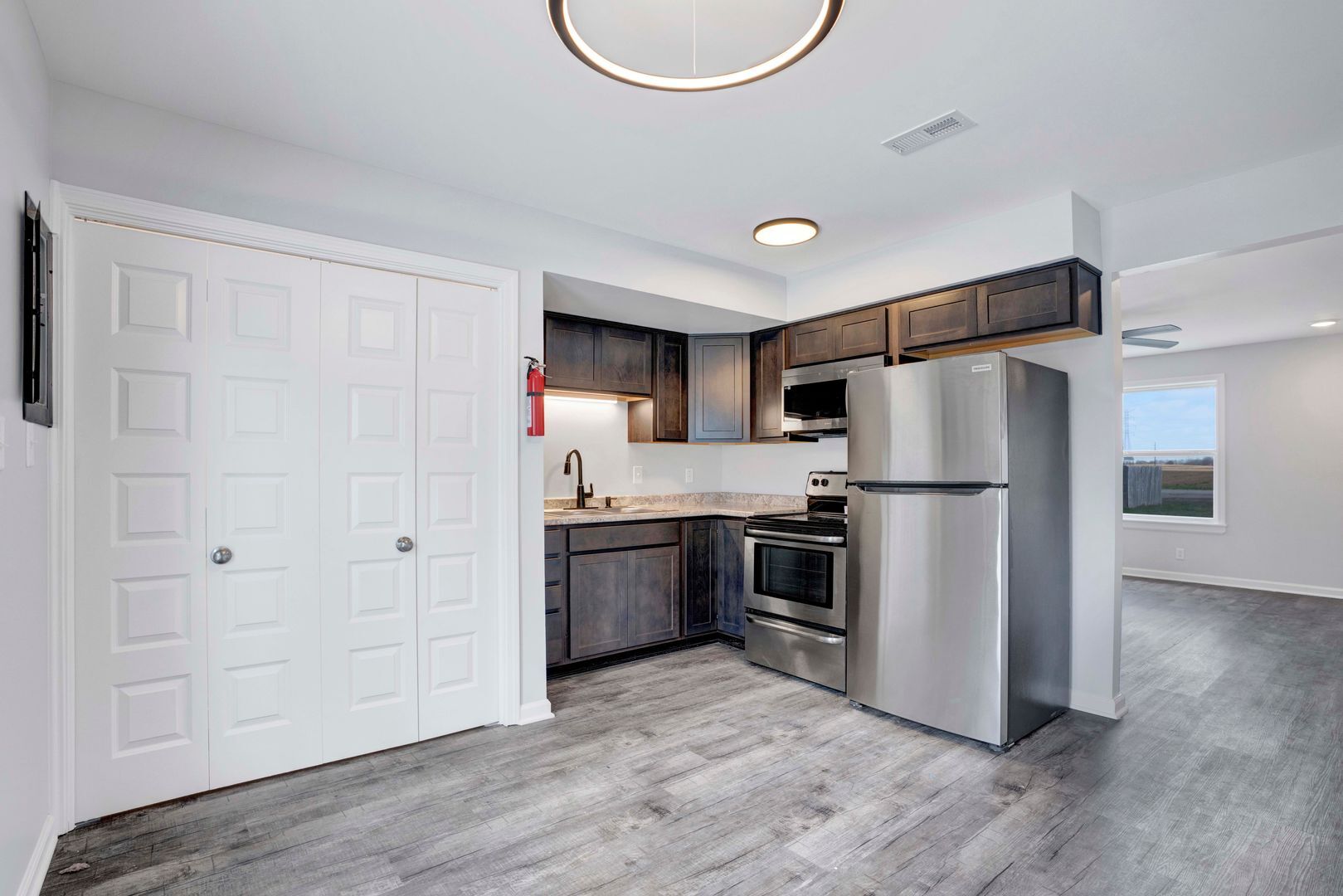 Building Photo - 1108 Pembroke Oak Grove Rd